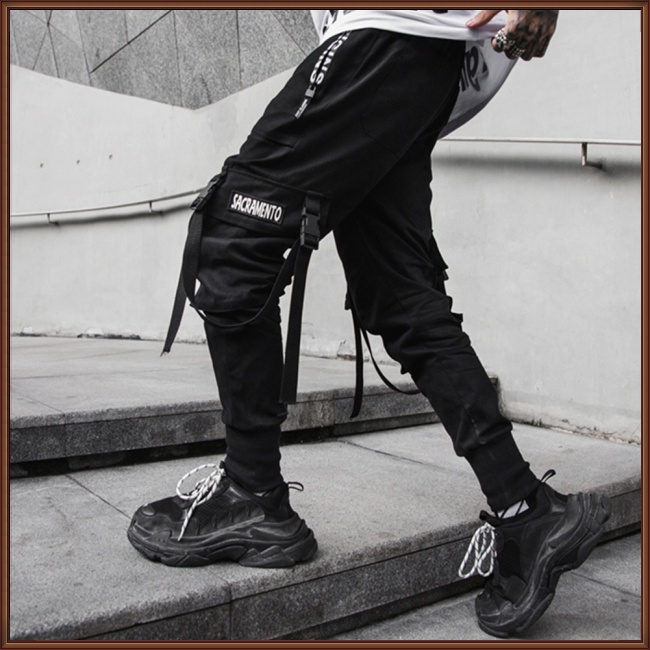 Quần Dài Thể Thao Dáng Rộng Phối Nhiều Túi Và Dây Ruy Băng Cá Tính Cho Nam