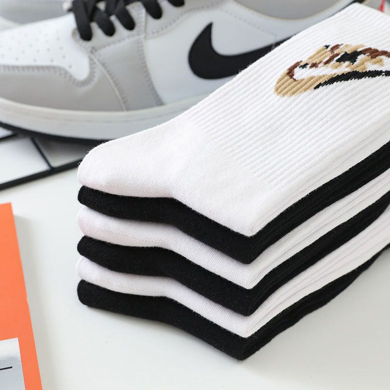 Tất Thể Thao Dài Thời Trang