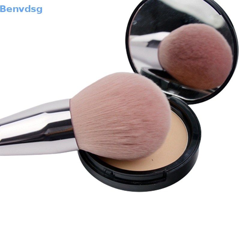 Cọ Trang Điểm Đầu Phẳng Mềm Mại Tiện Dụng