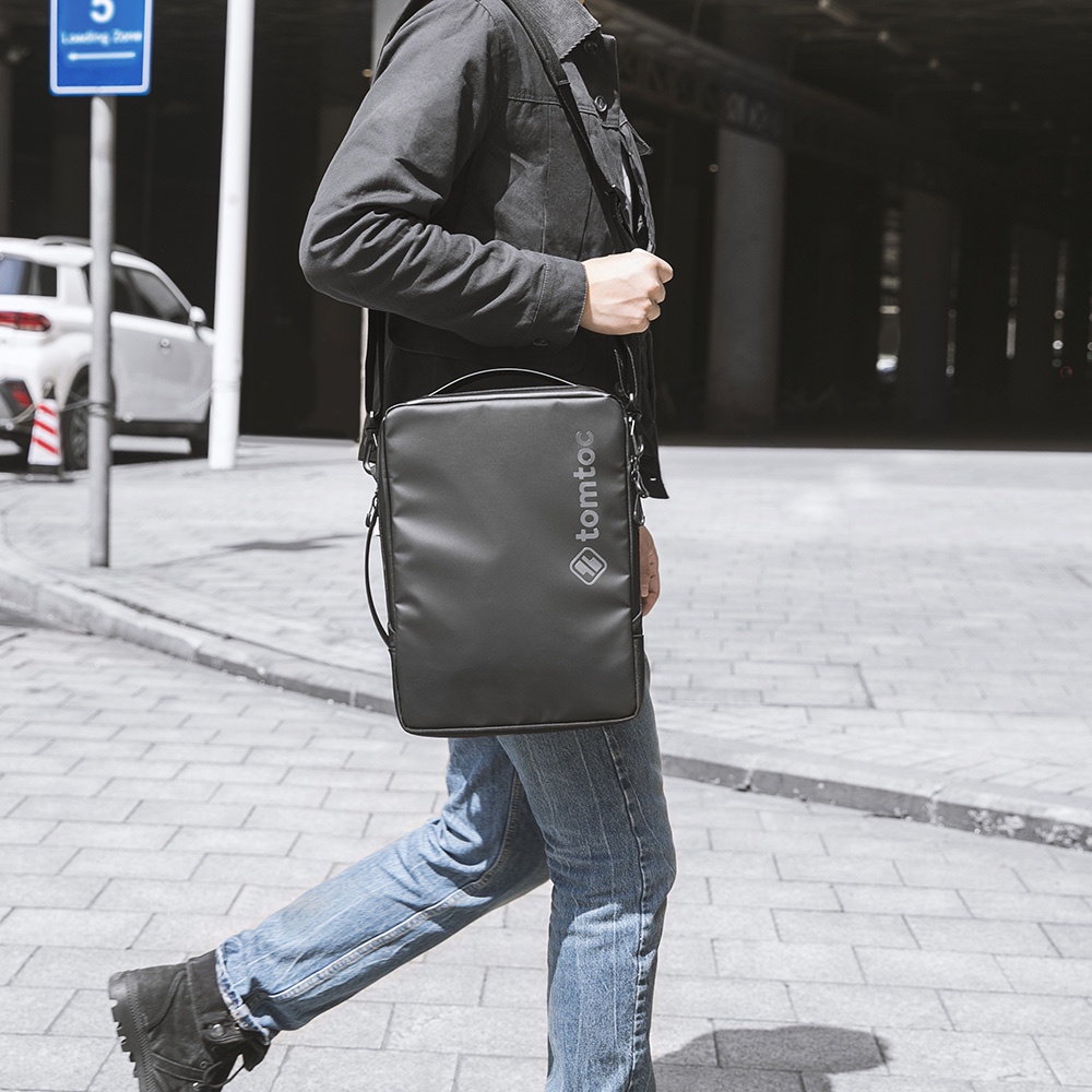 [CHÍNH HÃNG] Túi Đeo Chéo TOMTOC Urban Shoulder Bags Black Macbook Ultrabook 13 14 inch H14-C01D / 15 16 inch H14-E02D