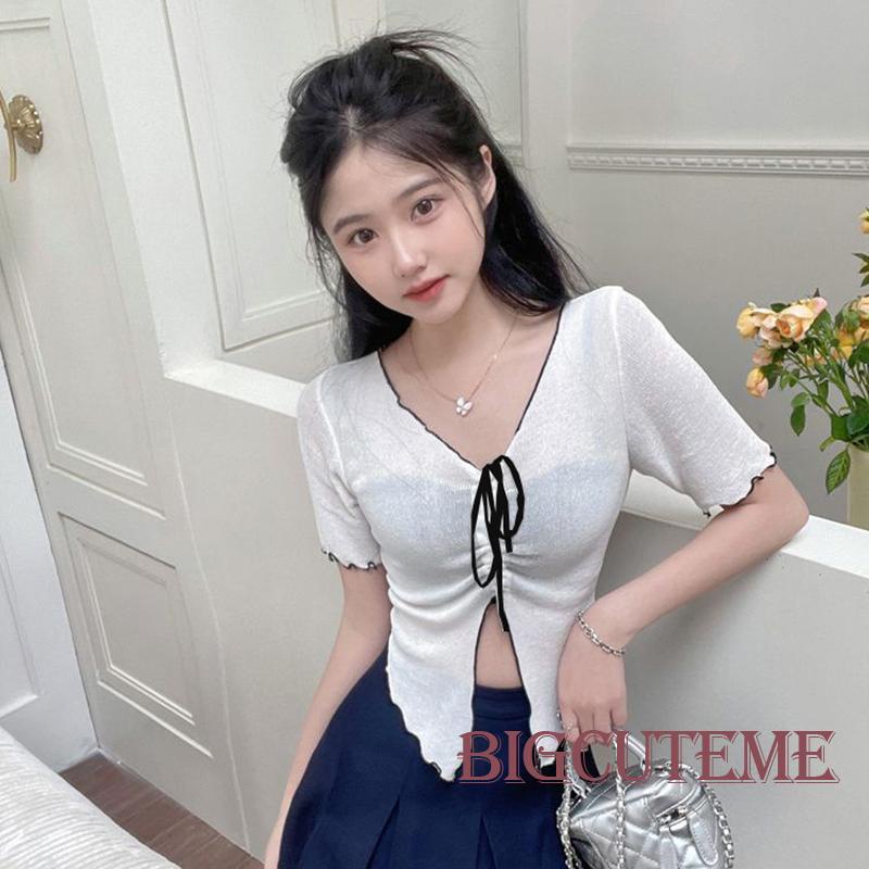 Áo Thun Nữ Ngắn Tay Cổ Chữ V Dây Rút Thời Trang