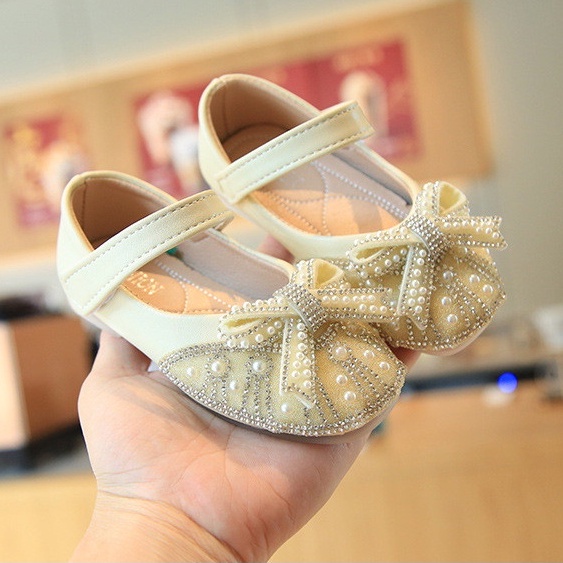 <From nhỏ> Giày búp bê đính nơ đá lấp lánh xinh xắn đế mềm cho bé gái