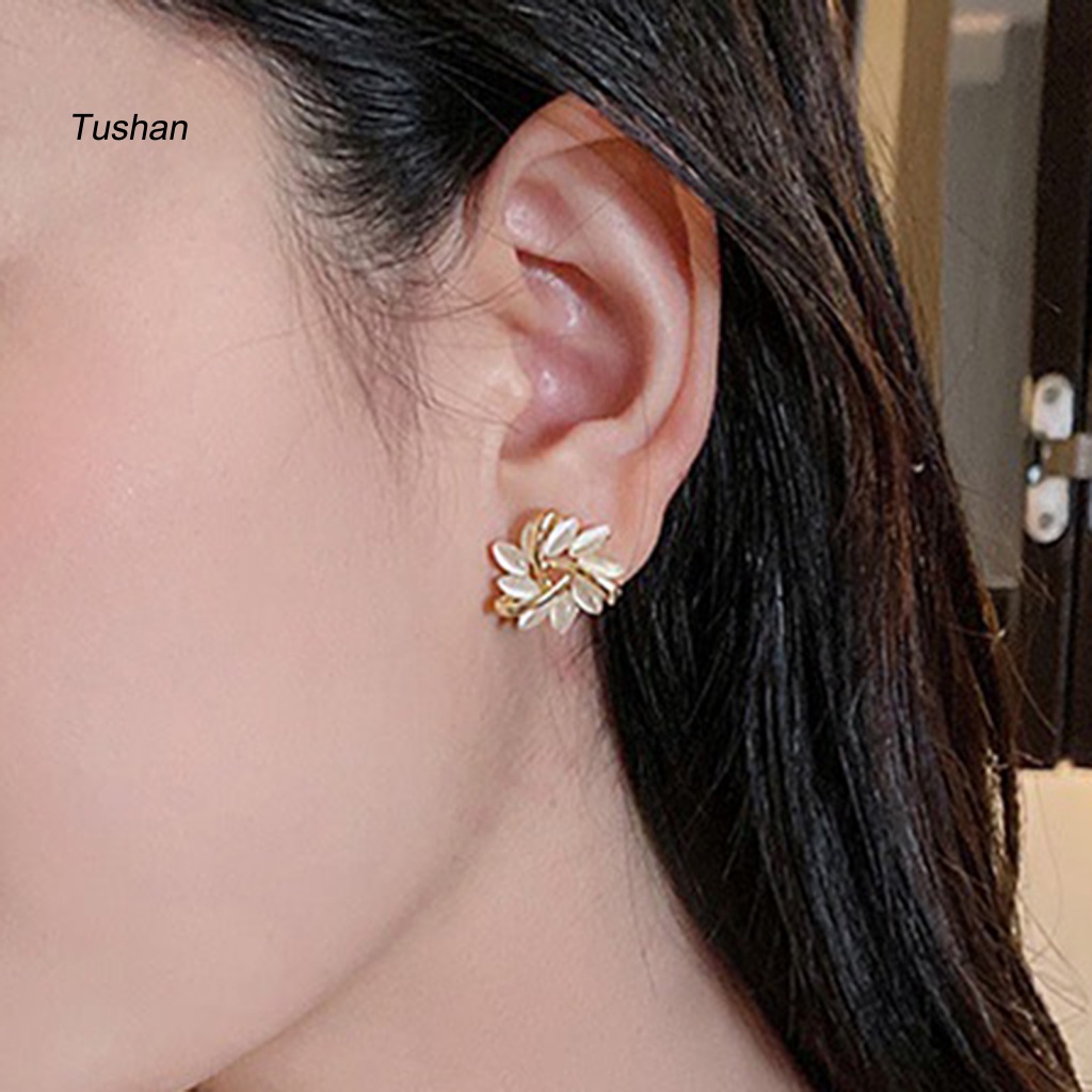 1 Đôi Bông Tai Hình Tròn / Bông Hoa Bằng Hợp Kim Xinh Xắn Thời Trang Cho Nữ