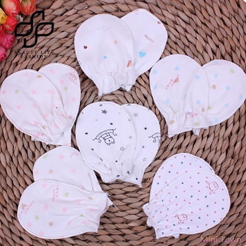 Set 3 Đôi Găng Tay Cotton Mềm Mại Chống Trầy Xước Cho Bé Sơ Sinh