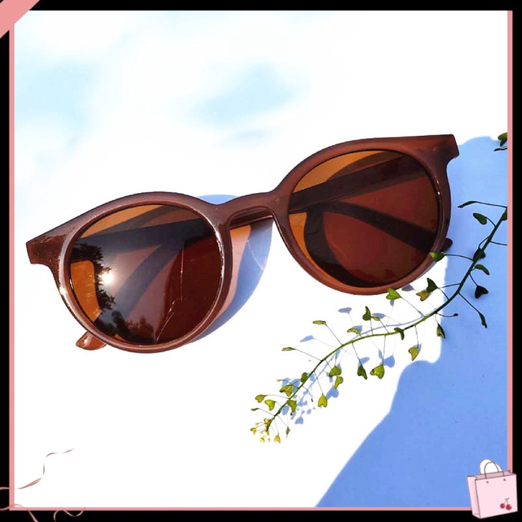 Kính Mát Chống Tia UV Bảo Vệ Mắt Thời Trang Phổ Biến Dành Cho Bạn Nữ