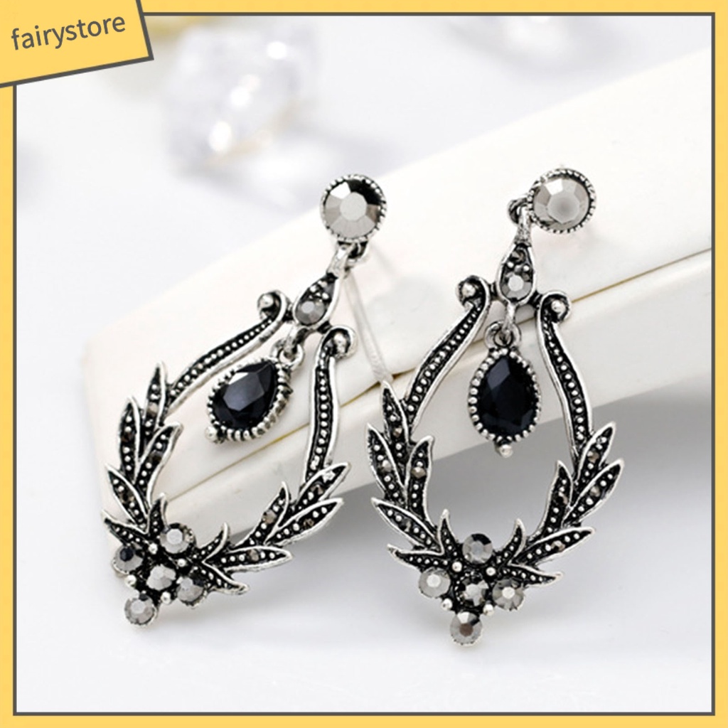 1 Đôi Bông Tai Thiết Kế Rỗng Chống Mài Mòn Sang Trọng