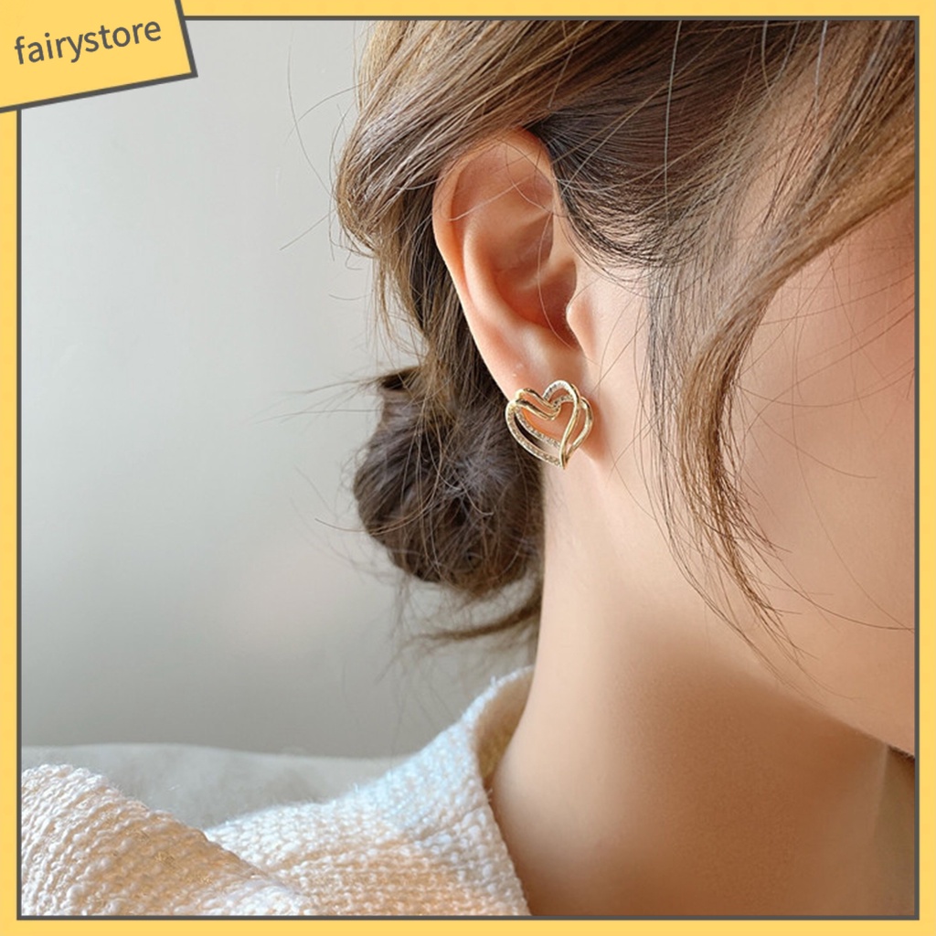 1 Đôi Bông Tai Hình Trái Tim Đính Đá Lấp Lánh Sang Trọng