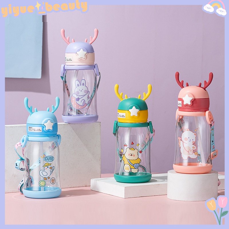 Bình Nước Nhựa Trong Suốt Có Ống Hút Hình Sừng Hươu Dễ Thương Cho Bé
