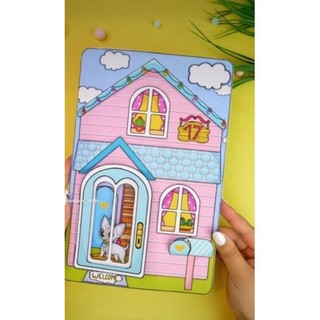 Ngôi nhà màu hồng dollhouse