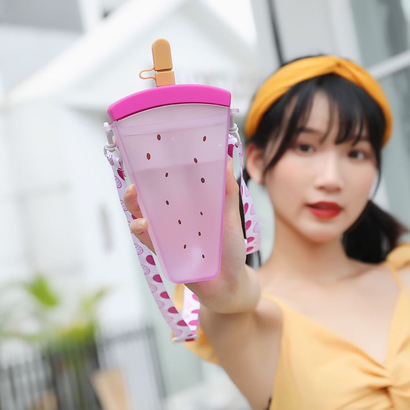 Bình Đựng Nước Bằng Nhựa Có Ống Hút Và Dây Đeo Tùy Chỉnh Nhỏ Gọn Dễ Thương Cho Bé