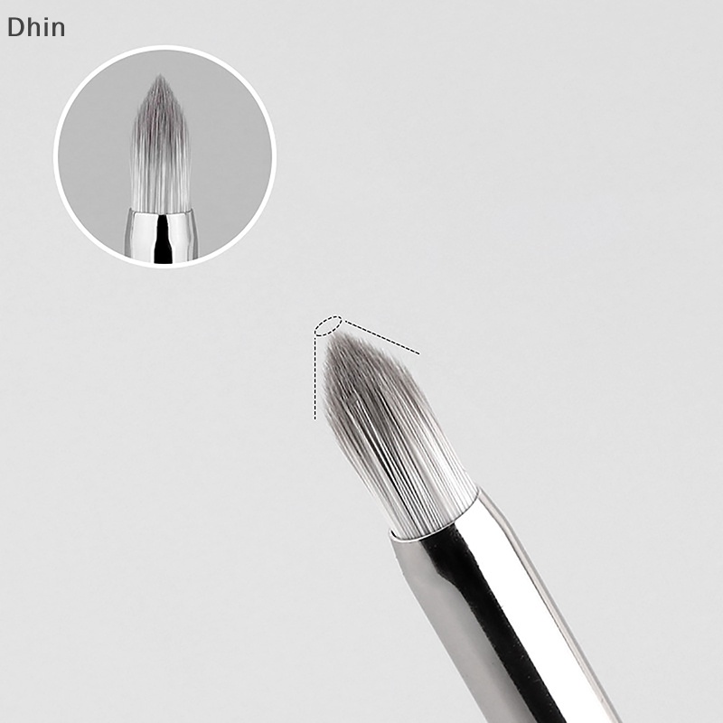 1 Cọ Trang Điểm Đánh Phấn Mắt / Kẻ Mắt / Che Khuyết Điểm Tiện Dụng