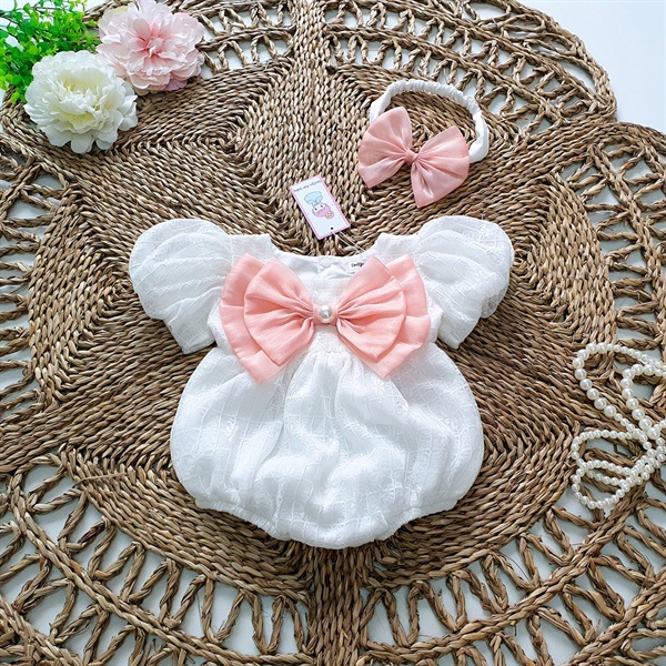 Body trắng ren nhật nơ hồng cho bé gái (3-13kg )
