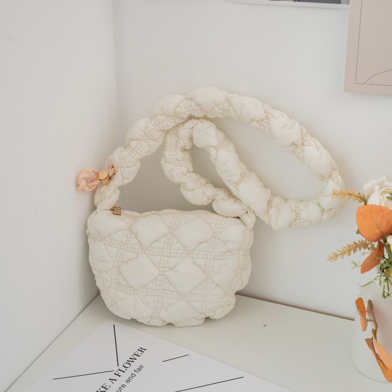 Túi Đeo Chéo Vai Hình Đám Mây Thời Trang Hàn Quốc