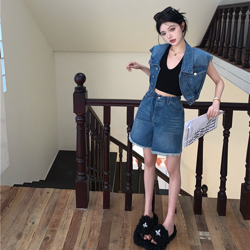 Áo Thun Sát Nách Dáng Rộng Phối Túi Cá Tính Trẻ Trung