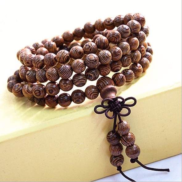 Vòng Gỗ 108 Hạt Trầm Hương mang lại Bình An, May mắn và Sức khoẻ cho Gia chủ