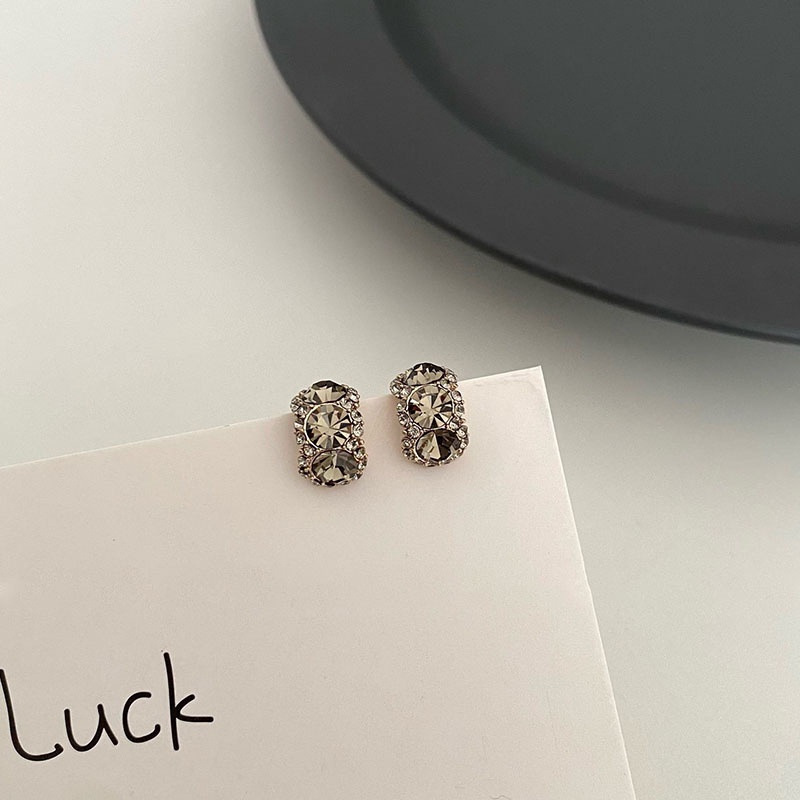 Bông Tai Chữ C Đính Đá Zircon Màu Đen Lấp Lánh Thời Trang Cho Nữ