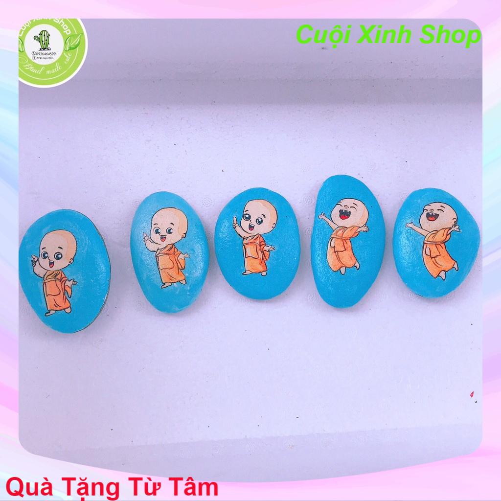 Tranh đá cuội mini hình chú tiểu an nhiên quà tặng ý nghĩa