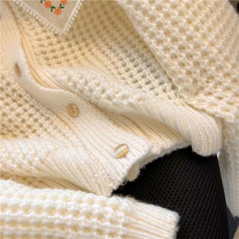 Áo Khoác Cardigan Dệt Kim Dày Dặn Mềm Mại Thêu Họa Tiết Dễ Thương Thời Trang Thu Đông Cho Nữ