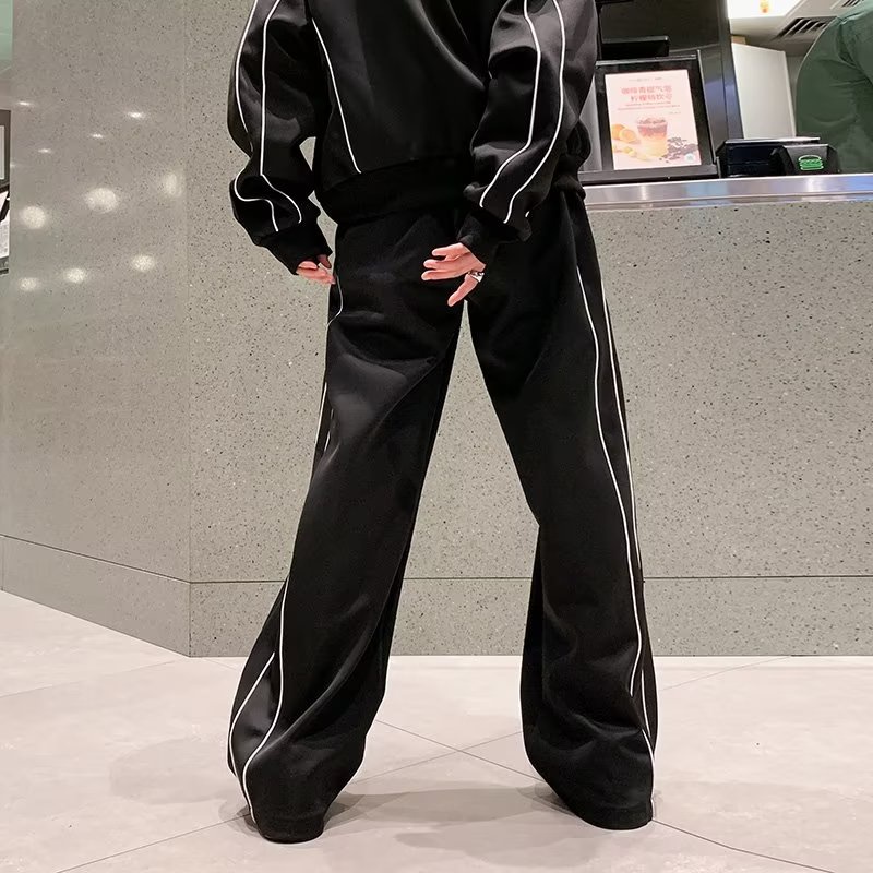 Set Đồ Thể Thao Form Rộng Thời Trang Năng Động Cho Nam