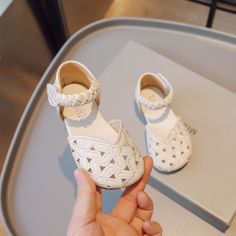 Giày Đế Mềm Chống Trượt Thêu Hoa Phong Cách Hàn Quốc Cho Bé Gái 2-8 Tuổi