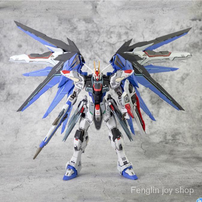 Mô Hình Lắp Ráp Gundam HG Seven Swords Strike Freedom Fate Mobile Suit Taipan NC7E