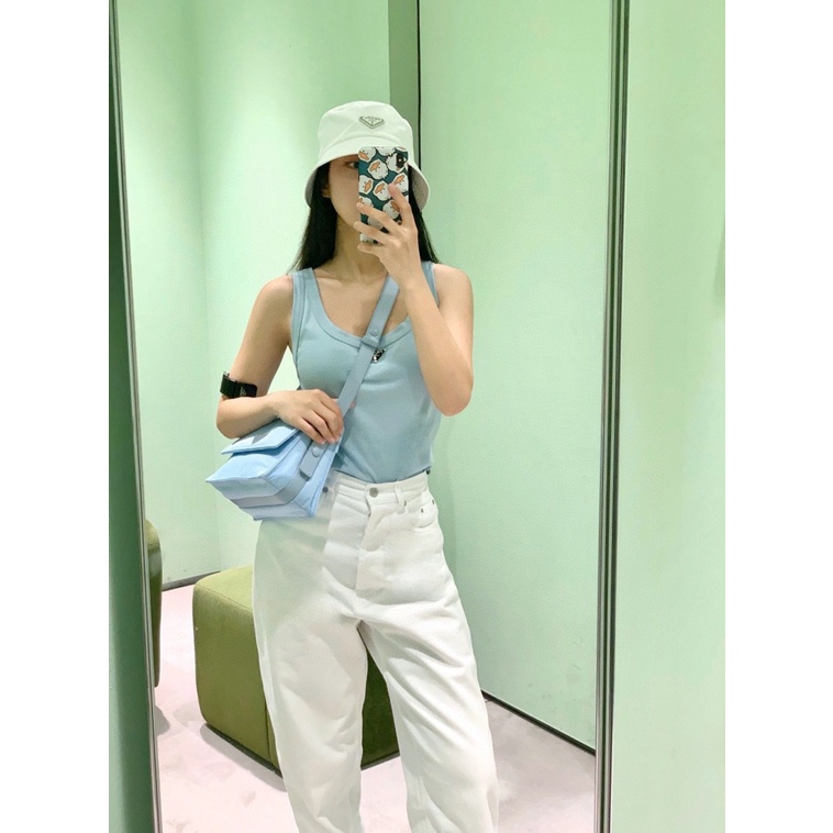 PRADA 2023 Summer new fashion classic triangle logo decoration small fresh simple Slimming slim knitted vest