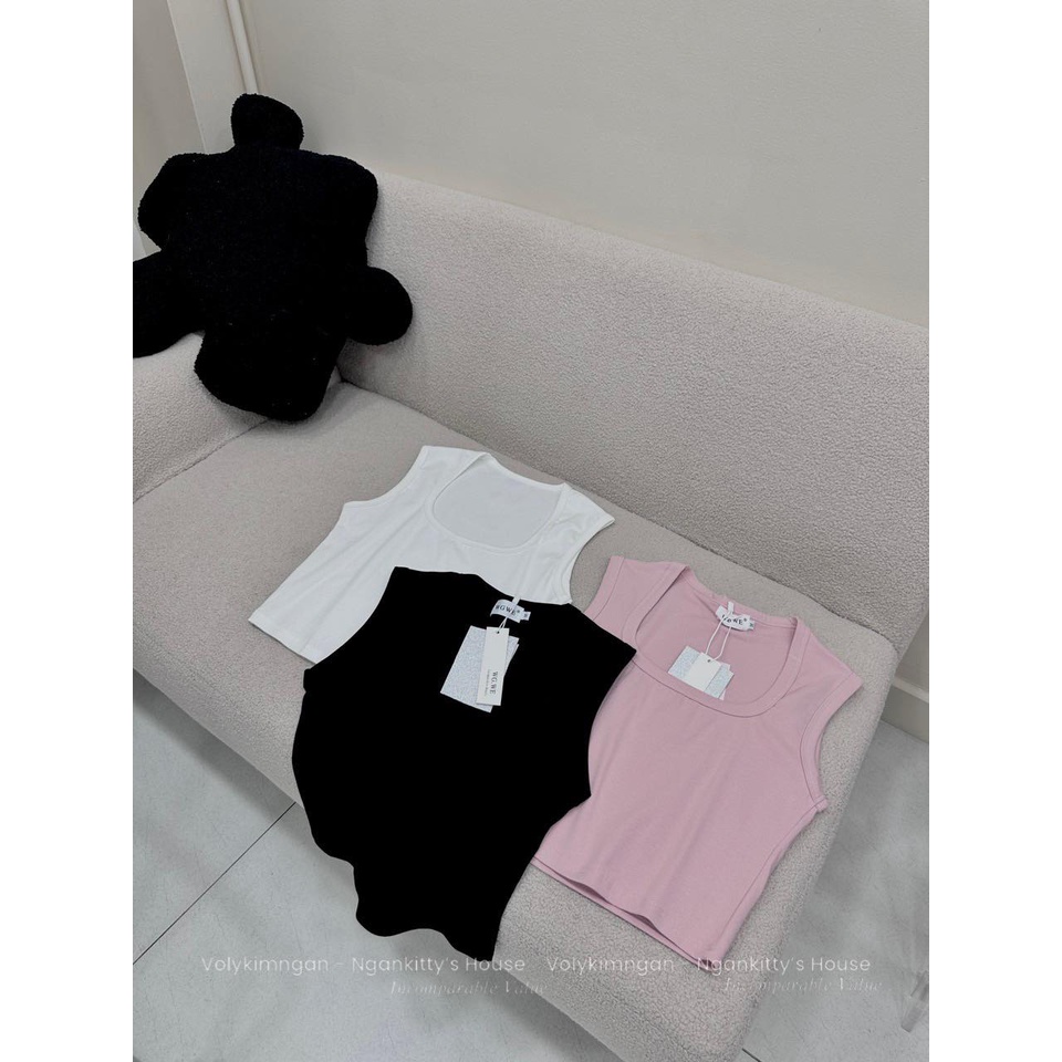 Áo trơn cổ vuông