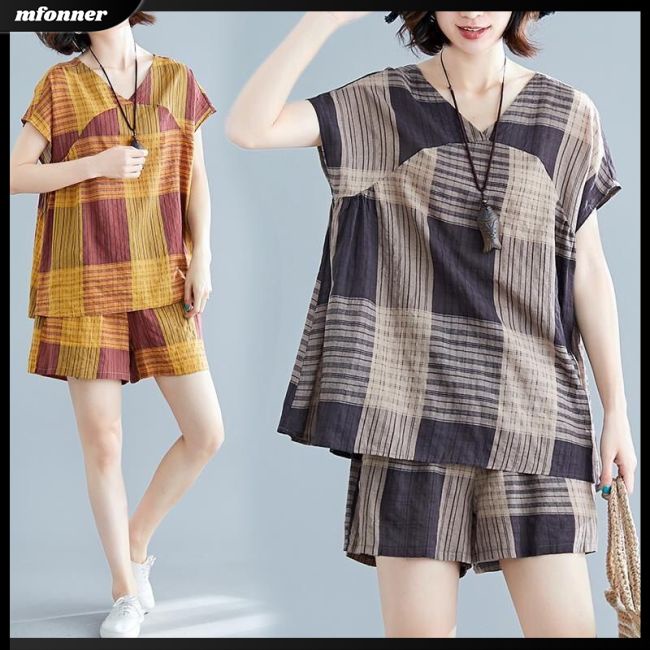 Set Áo Tay Ngắn Cổ Chữ V + Quần Short Dáng Rộng Thời Trang Cá Tính Cho Nữ