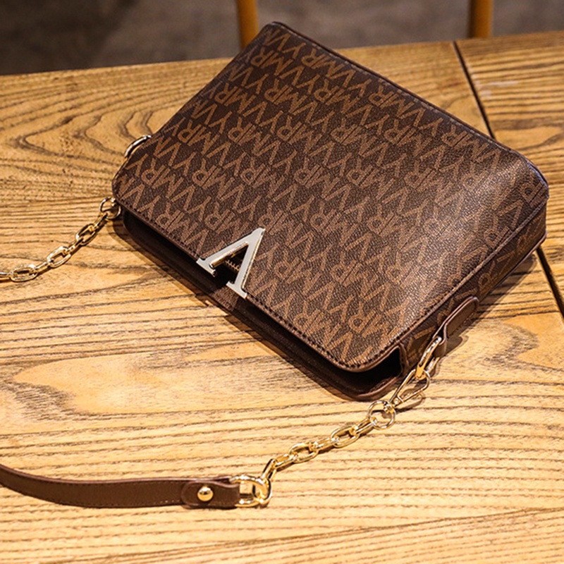 Túi đeo chéo IELGY hình vuông cho nữ