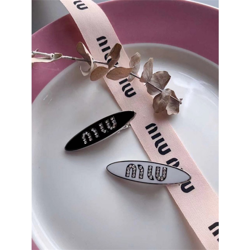 Kẹp Tóc Mỏ Vịt Hình Oval Đính Đá Lấp Lánh Hai Màu Dễ Thương