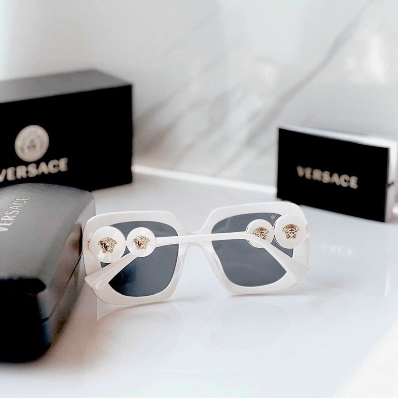 Kính Hiệu Vuông Mới Versac Hot Trend 2024