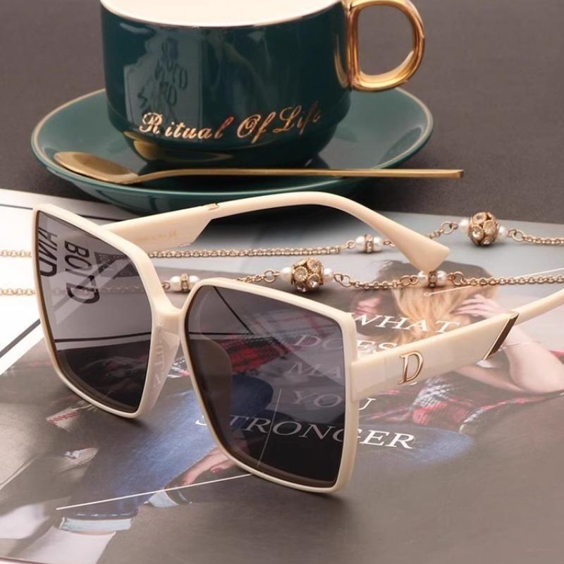 Kính Mát Gọng Vuông Phong Cách Retro Thời Trang Cho Nữ