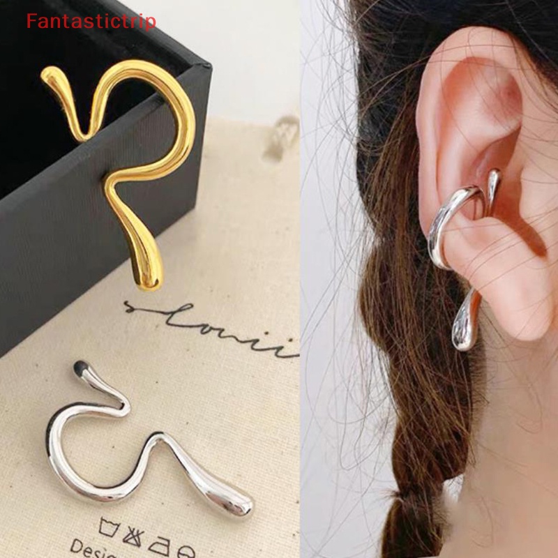 Bông Tai Dạng Kẹp Bằng Kim Loại Thiết Kế Bất Đối Xứng Thời Trang Cho Nam Và Nữ