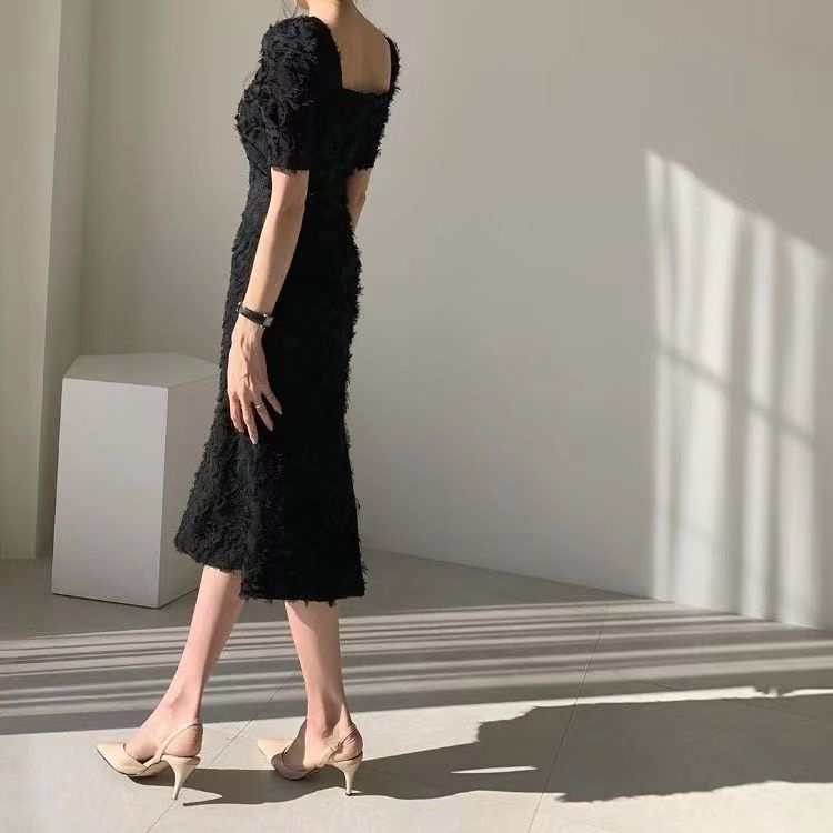 Đầm Hai Dây Mỏng Nhẹ Phối Tua Rua Phong Cách Hàn Quốc Cổ Điển Thời Trang Xuân Hè Cho Nữ