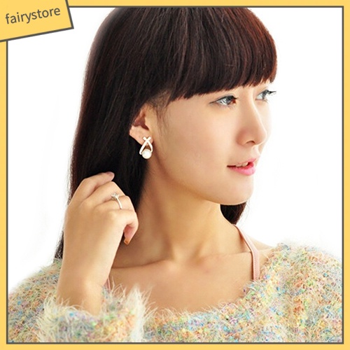 Đôi Bông Tai Chữ Thập Đính Ngọc Trai Giả Thời Trang