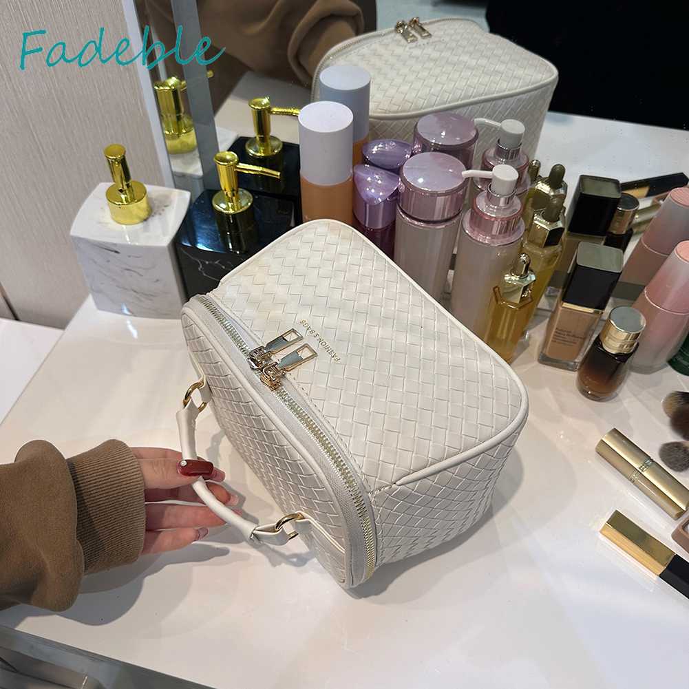 Túi Đựng Mỹ Phẩm Da PU Sức Chứa Lớn Tiện Dụng Cho Nữ