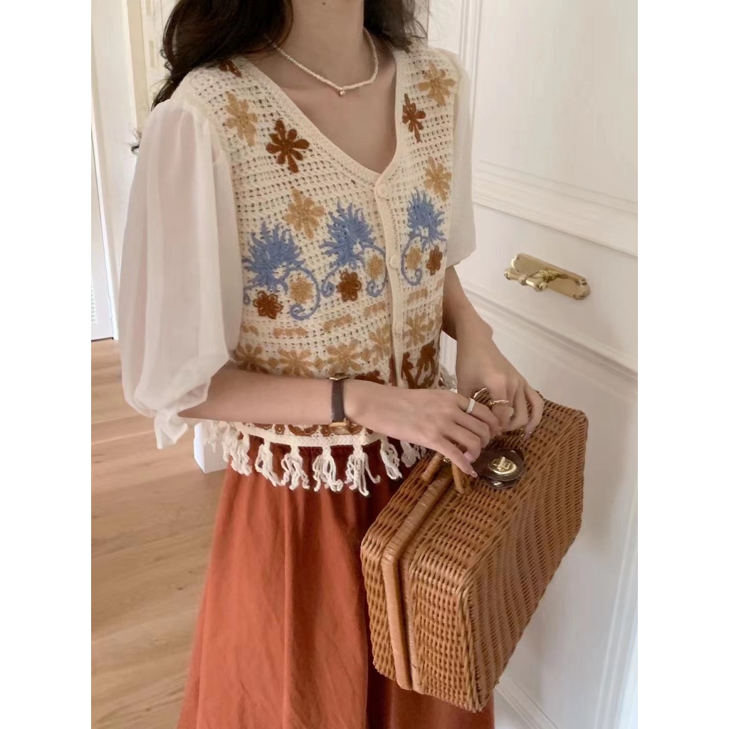 Áo Kiểu Chiffon Tay Ngắn Phồng Cổ Chữ V Phối Tua Rua Thời Trang Cho Nữ