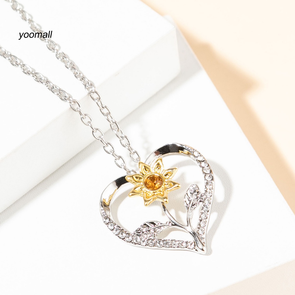 Vòng cổ Mặt Hình Trái Tim Đính Đá Lấp Lánh