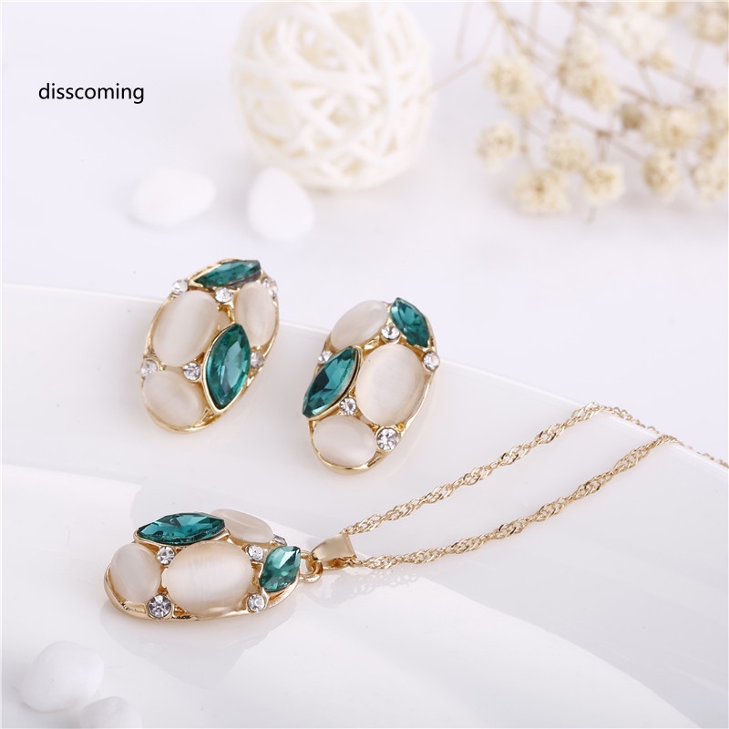 Áo Khoác SL SL Kiểu Dáng Trẻ Trung Năng Động| Bộ Trang Sức Gồm Vòng cổ / Bông Tai Đính Đá Opal Hình Oval