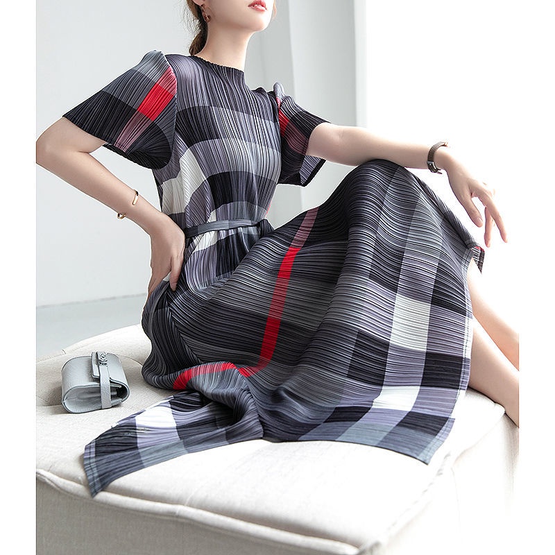 Miyake Đầm Dáng Rộng Xếp Ly Phối Dây Cột Co Giãn Cao Cấp Phong Cách Anh Quốc Thời Trang Mùa Hè 2023