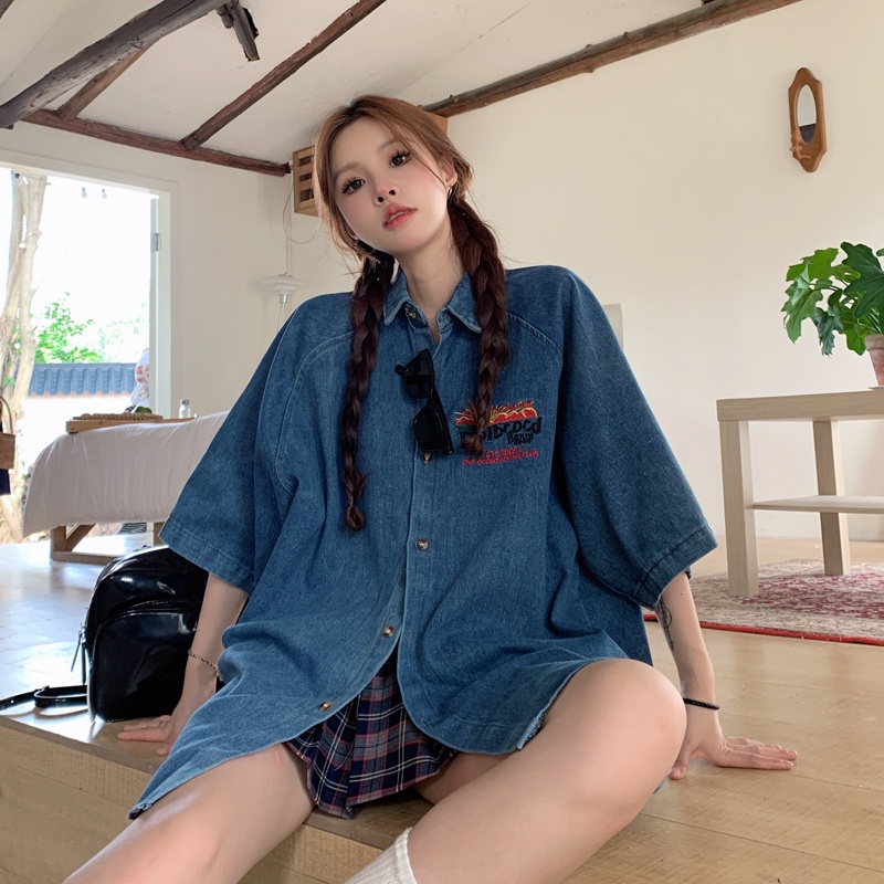 Áo Sơ Mi denim Tay Ngắn Dáng Rộng Thêu Họa Tiết Thời Trang Mùa Hè Cho Cặp Đôi