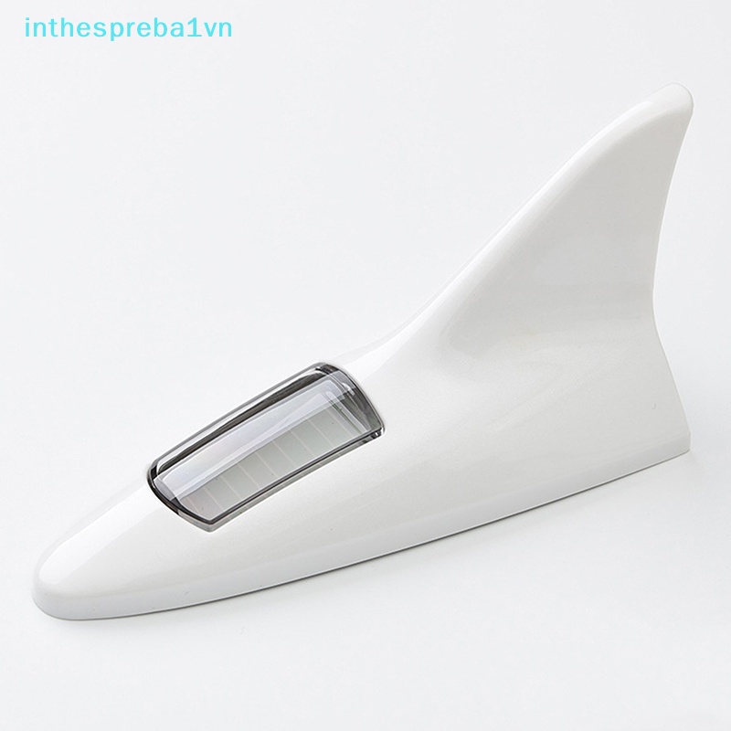 Ăng Ten Vây Cá Mập Có Đèn LED Sử Dụng Năng Lượng Mặt Trời Cho Xe Hơi inthespreba1vn