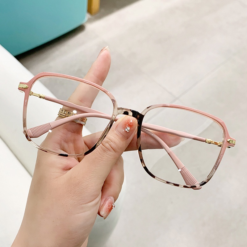 Mắt Kính Chống Tia Bức Xạ Hình Vuông Thời Trang Mới 2023