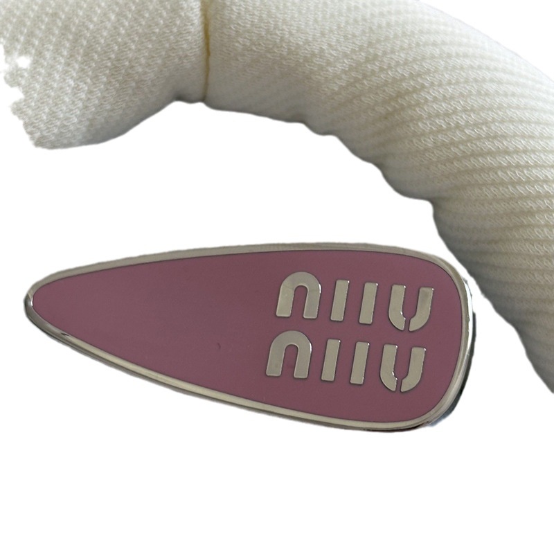 Kẹp Tóc Mỏ Vịt Kim Loại Cao Cấp Màu Sắc Chữ Cái Nổi Bật