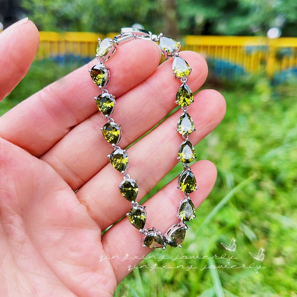 Vòng Tay Đá Zircon Xanh Lá AAA Hình Giọt Nước