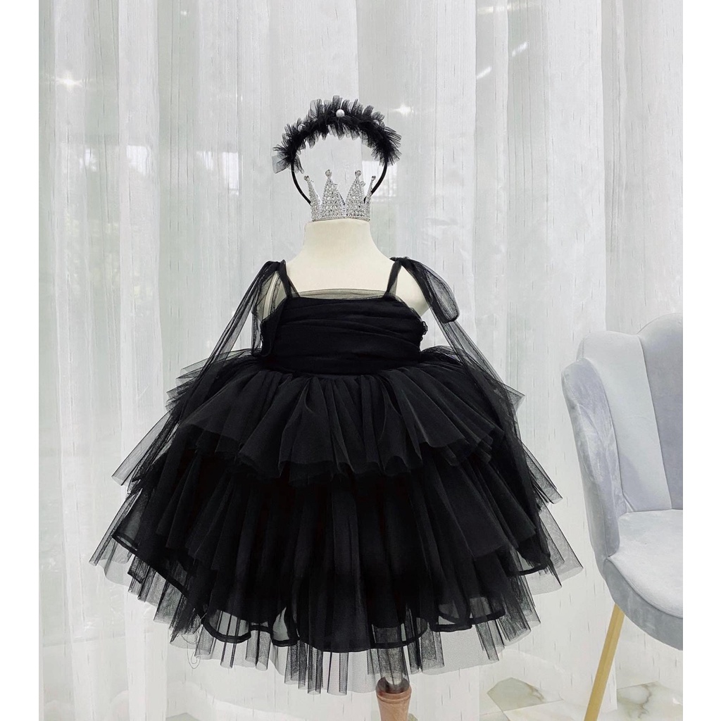 Váy công chúa xếp tầng cho bé gái