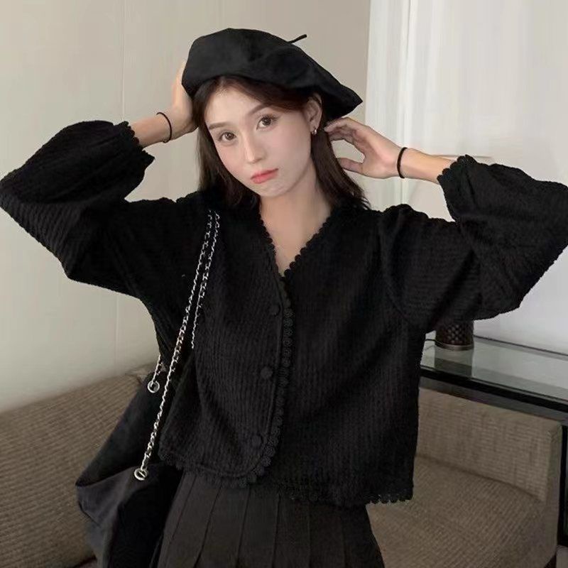 Yuyureal beautiful vintage v-neck long-sleeved shirt