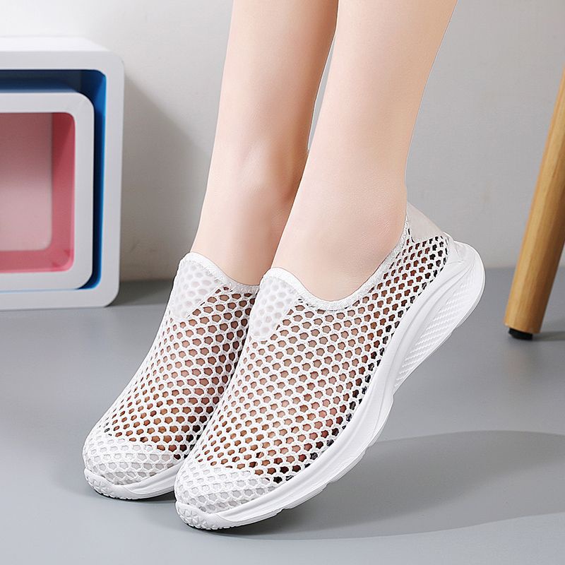 Ready stock new women's sneakers sport shoes breathable mesh anti-slip shoes