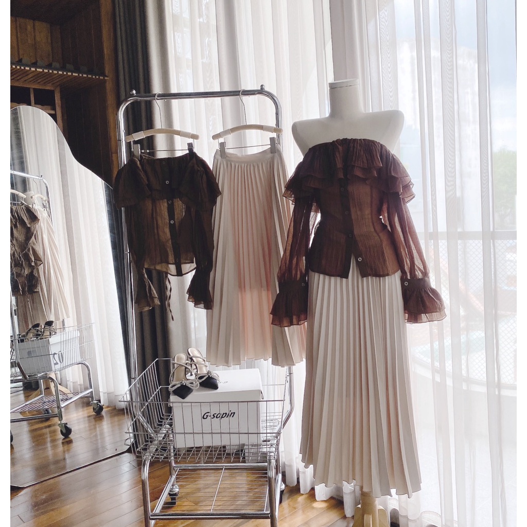 Set nâu trễ vai tay loe+chân váy midi dập ly