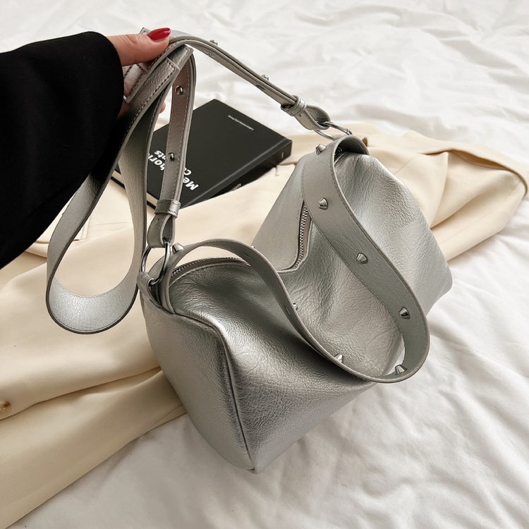 Túi Đeo Chéo Vai Sức Chứa Lớn Có Dây Đeo Bản Rộng Thời Trang Cao Cấp Dành Cho Nữ